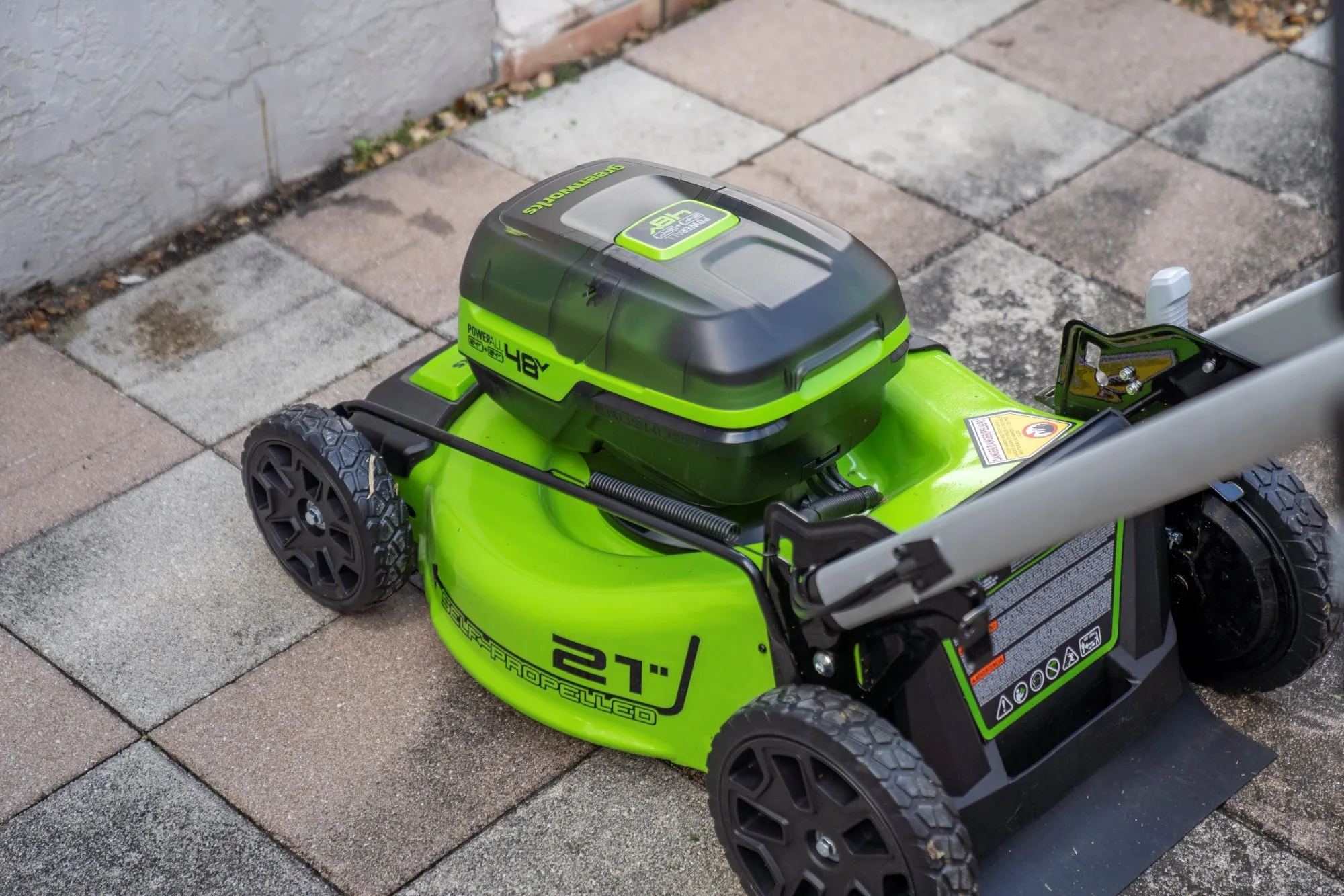 48V (2x24V) 21" Cordless Battery Brushless Self-Propelled Mower w/ (2) 5.0Ah USB Batteries & 4A Dual Port Charger