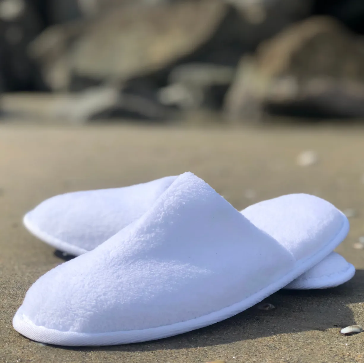 closed toe slide slipper