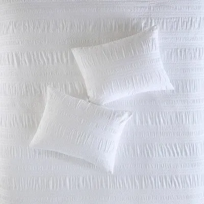 New - 4pc King/California King Amari Cotton Seersucker Duvet Cover Set - White