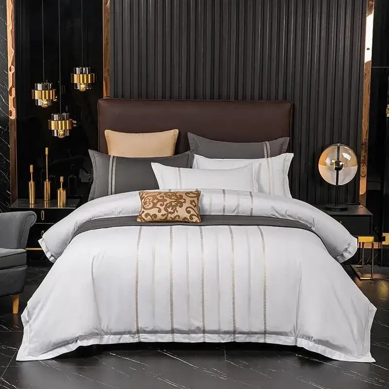 Vertical Ribbon & Lace Duvet Set